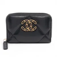 シャネル シャネル19 ラムスキン ブラック ゴールド金具