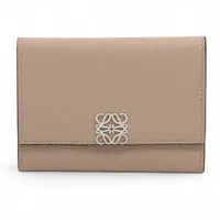 ロエベ アナグラム トライフォールド レザー コンパクトウォレット