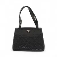 シャネル マトラッセ キャビアスキン ブラック シルバー金具