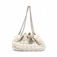 つかさ美品シャネルバブルキルトチェーンバッグホワイト CHANEL - つかさ様専用美品シャネルバブルキルトチェーンバッグ