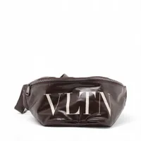 ヴァレンティノ VLTN レザー ボディバッグ ブラウン