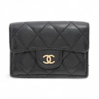 シャネル マトラッセ キャビアスキン コンパクトウォレット ブラック