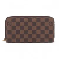 ヴィトン ヴェルニ ジッピーウォレット M90416 アマラント ABランク