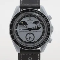 オメガ×スウォッチ スピードマスター ミッション トゥ アースフェイズ SO33M700 CE×ナイロン QZ グレー文字盤