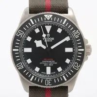 チュードル ペラゴス 25717N TI×ナイロン AT ブラック文字盤