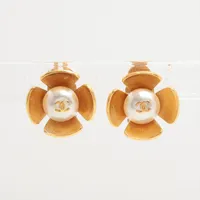 シャネル ココマーク GP×フェイクパール イヤリング(両耳用) 96P ゴールド