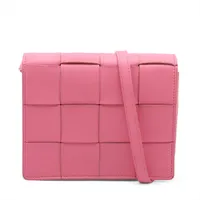 ボッテガヴェネタ BOTTEGA VENETA マキシイントレチャート カセット コンパクトウォレット レザー ピンク 750262 VCQC1 中古 新入荷 OB1929 CASSETTE（BOTTEGA VENETA） ボッテガヴェネタ BOTTEGA VENETA マキシ