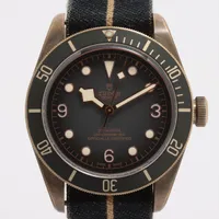 チュードル ヘリテージ ブラックベイ ブロンズ 79250BA ブロンズ×ナイロン AT ブラック文字盤