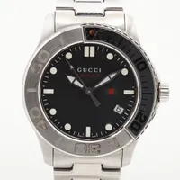 グッチ Gタイムレス 126.2 SS QZ ブラック文字盤