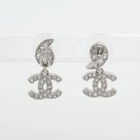 シャネル ココマーク GP×ラインストーン ピアス(両耳用) B25A シルバー