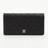 シャネル マトラッセ ラムスキン ブラック シルバー金具