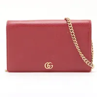 グッチ GGマーモント レザー チェーンウォレット レッド