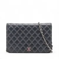 シャネル マトラッセ ラムスキン ネイビー シルバー金具