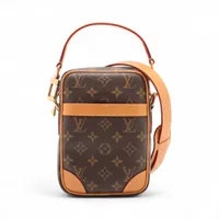 ルイ・ヴィトン トリヨンモノグラム トランクメッセンジャーPM M57726