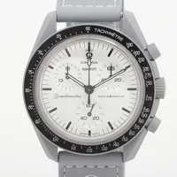 オメガ×スウォッチ スピードマスター ミッション トゥ ムーン SO33M106 CE×ナイロン QZ ホワイト文字盤