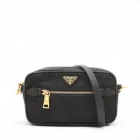 プラダ テスート ナイロン ショルダーバッグ ブラック