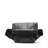 ボッテガヴェネタ パーフォレイテッド レザー ボディバッグ ブラック