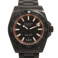 グッチ ダイヴ 136.2 SS QZ ブラック文字盤