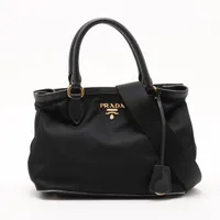 プラダ サフィアーノ トライアング 2ML049 レザー コンパクト