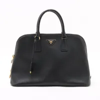 プラダ サフィアーノラクス レザー ハンドバッグ ブラック