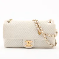 シャネル マトラッセ レザー ホワイト ゴールド金具