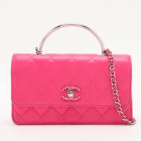 シャネル ミニマトラッセ ラムスキン ピンク シルバー金具