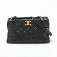 シャネル マトラッセ ラムスキン ブラック ゴールド金具