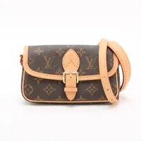 ルイヴィトン　マルチモノグラム　クラッチバッグ ルイ・ヴィトン(LOUIS VUITTON)ルイ・ヴィトン モノグラム・クラッチ
