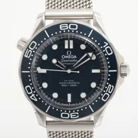 オメガ シーマスター ダイバー300M コーアクシャル マスター クロノメーター 42MM ボンド映画60周年記念モデル 210.30.42.20.03.002 SS AT ブルー文字盤