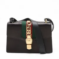 今だけ安く）銀座店限定GUCCI シルヴィ フラワーエンブロイダリー 