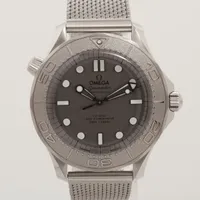 オメガ シーマスター プロフェッショナル ダイバー 300M コーアクシャル マスタークロノメーター 210.30.42.20.06.002 SS AT グレー文字盤