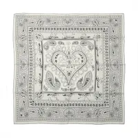 エルメス カレジェアン CHEVAL DE COEUR BANDANA カシミヤ×シルク スカーフ ホワイト×ブラック