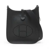 エルメス エヴリン16 TPM アマゾン トリヨンクレマンス ブラック シルバー金具