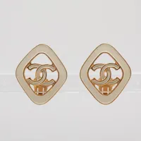 シャネル ココマーク GP イヤリング(両耳用) 93C ゴールド×ホワイト